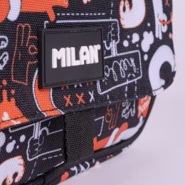 Penál 4-zipový s klopou MILAN série Fingers (2)