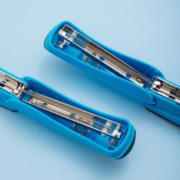 Sešívačka M&G ABS92664 do 20 listů (4 barvy) (5)