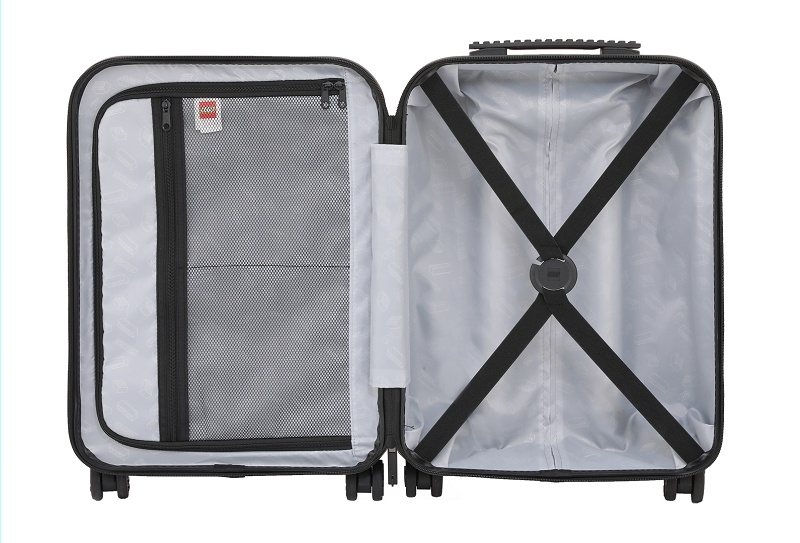 LEGO Luggage LEGO Luggage ColourBox Minifigure Head 20\" - Berry