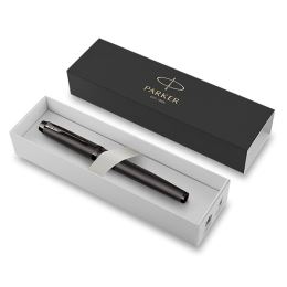 Plnicí pero Parker IM Titanium Monochrome, hrot F (1)